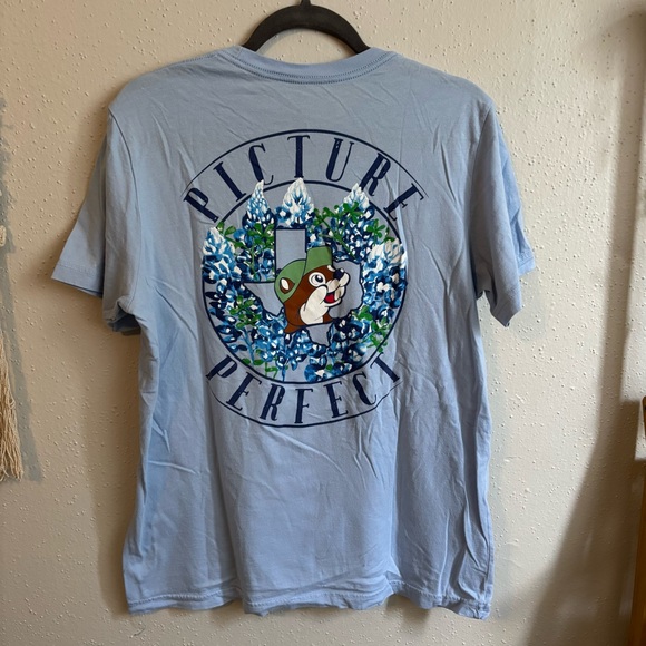 Buccees tshirt - Picture 2 of 3